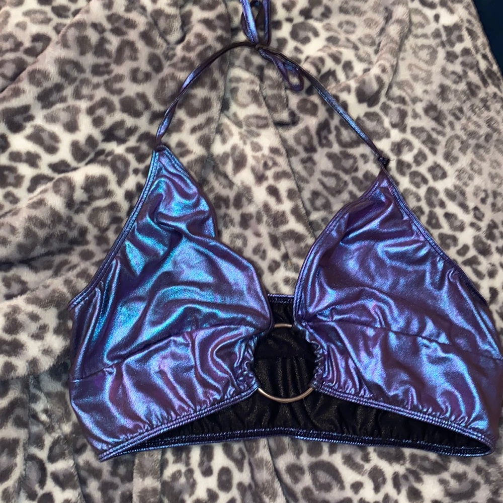 Holographic O ring halter crop top